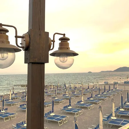 Conchiglia Blu Di Pietra, Comfort E Relax *